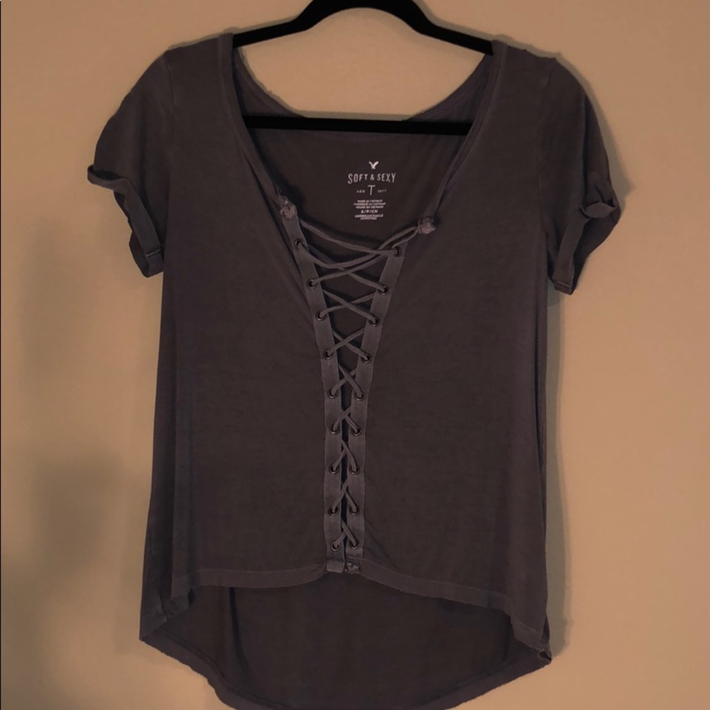 **SOLD ON M E R C A R I lace up shirt - Picture 2 of 3